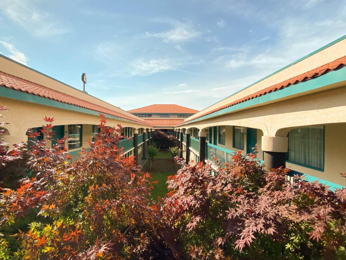 Motel 6 Savannah Ga Gateway & I95 Luaran gambar